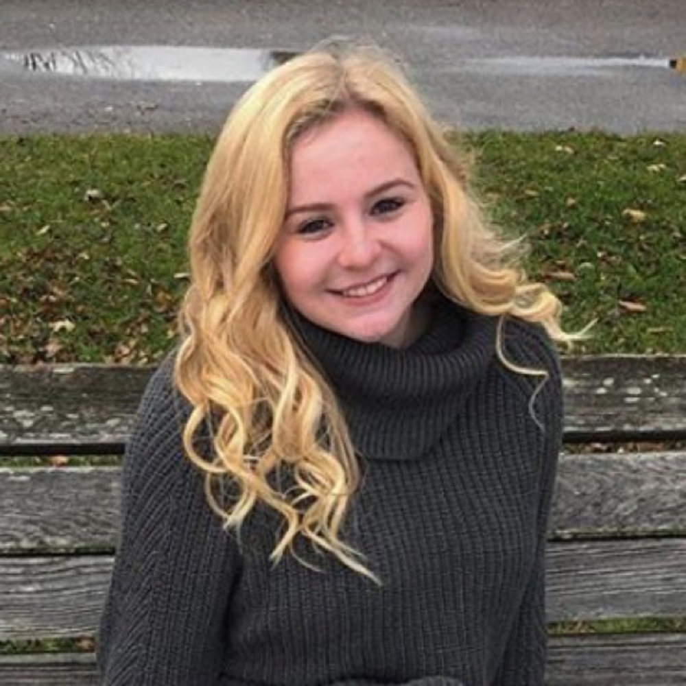 Meet your Posher, Abby